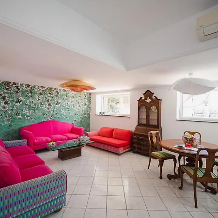 Danima Villa Capri